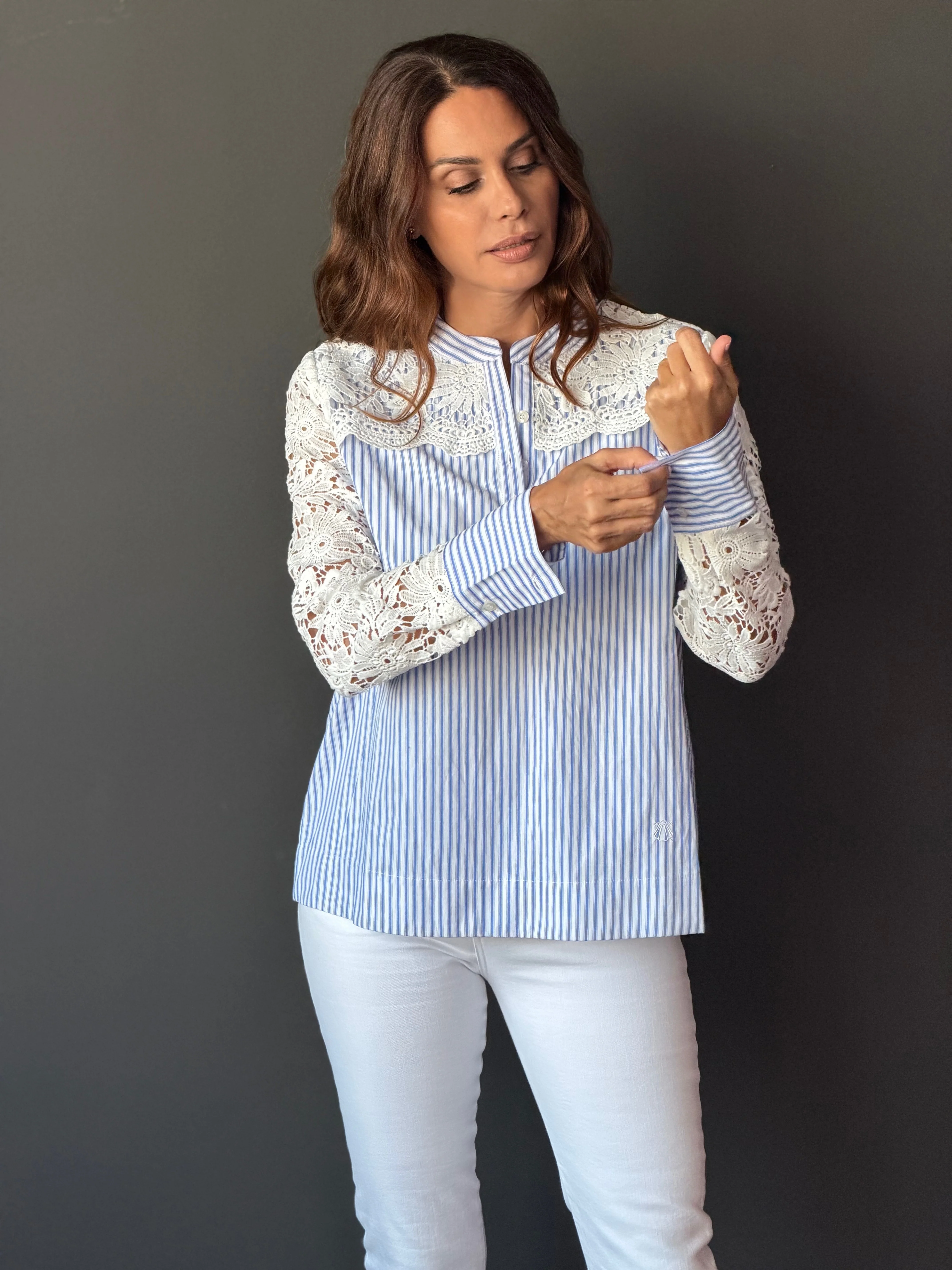 Camisa Rayas Guipur Mujer