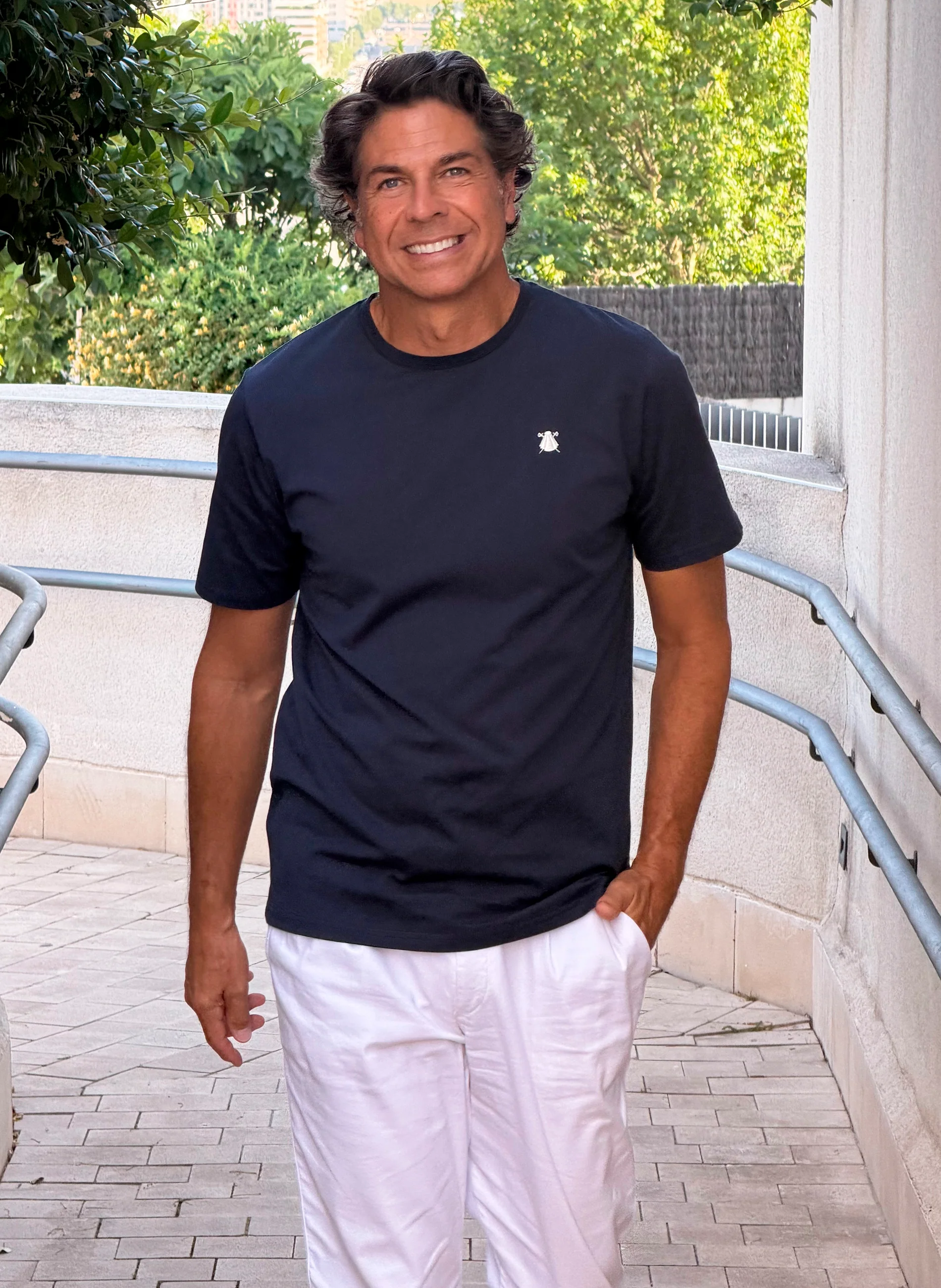 Camiseta Básica Azul Hombre