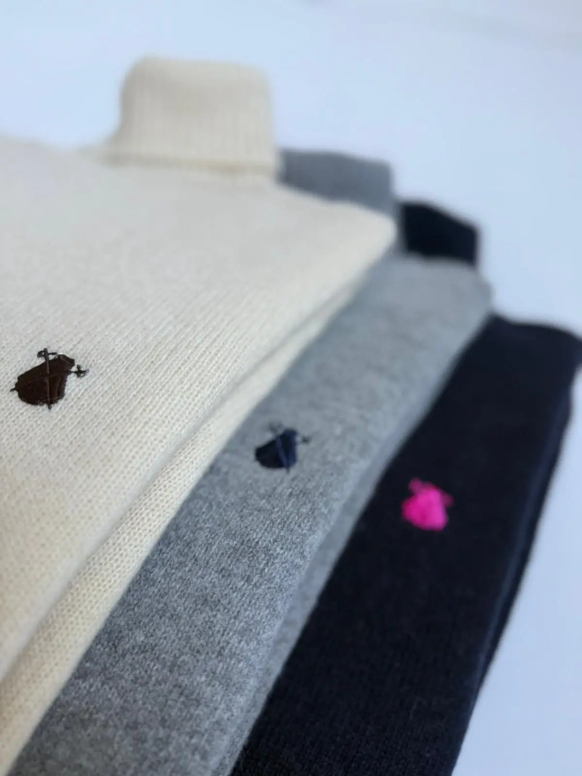 Jersey Azul Lambswool Cuello Alto Hombre - Image 5