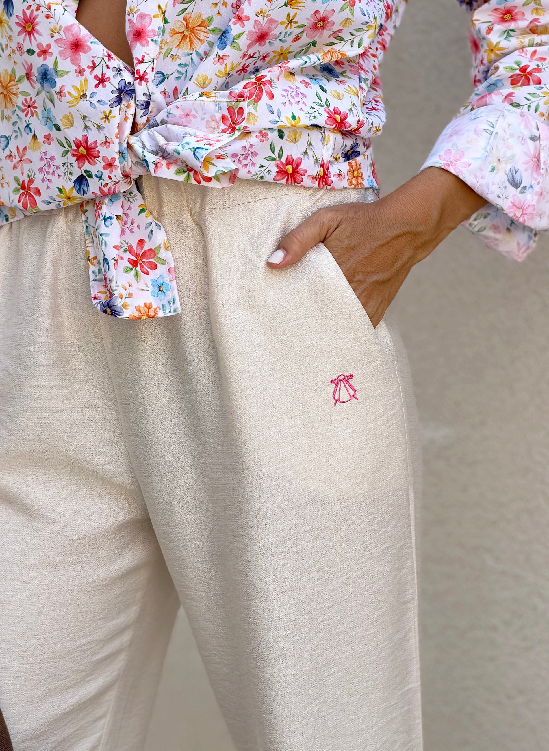 Pantalón Soft Camel Mujer - Image 2