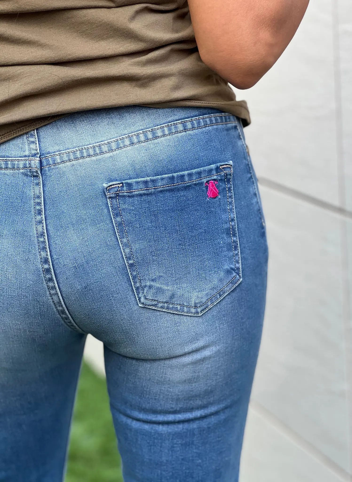 Pantalón Vaquero Claro Desgastado Tiro Alto Mujer - Image 5