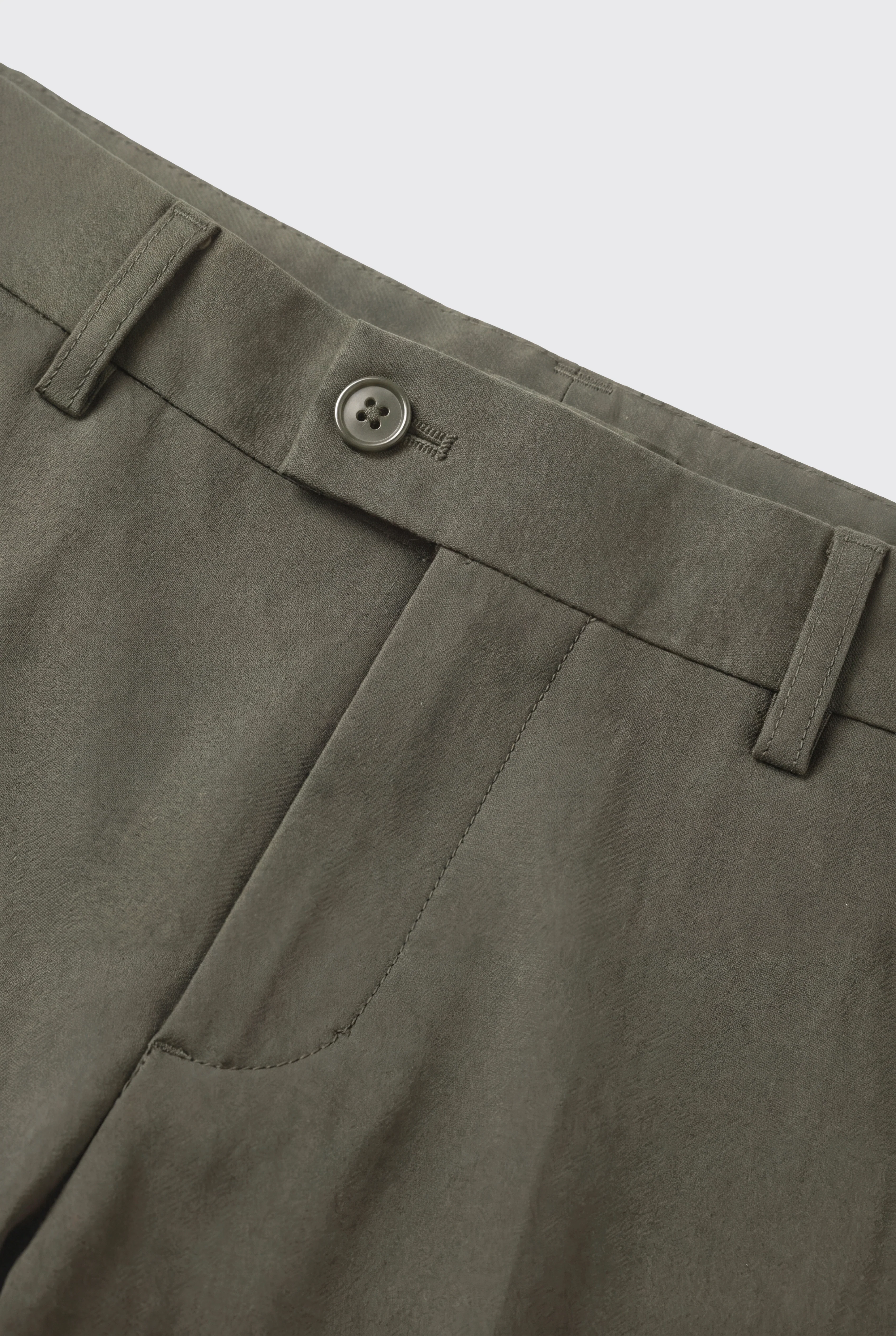 Traje Verde Kaki Técnico Elástico Hombre - Image 8