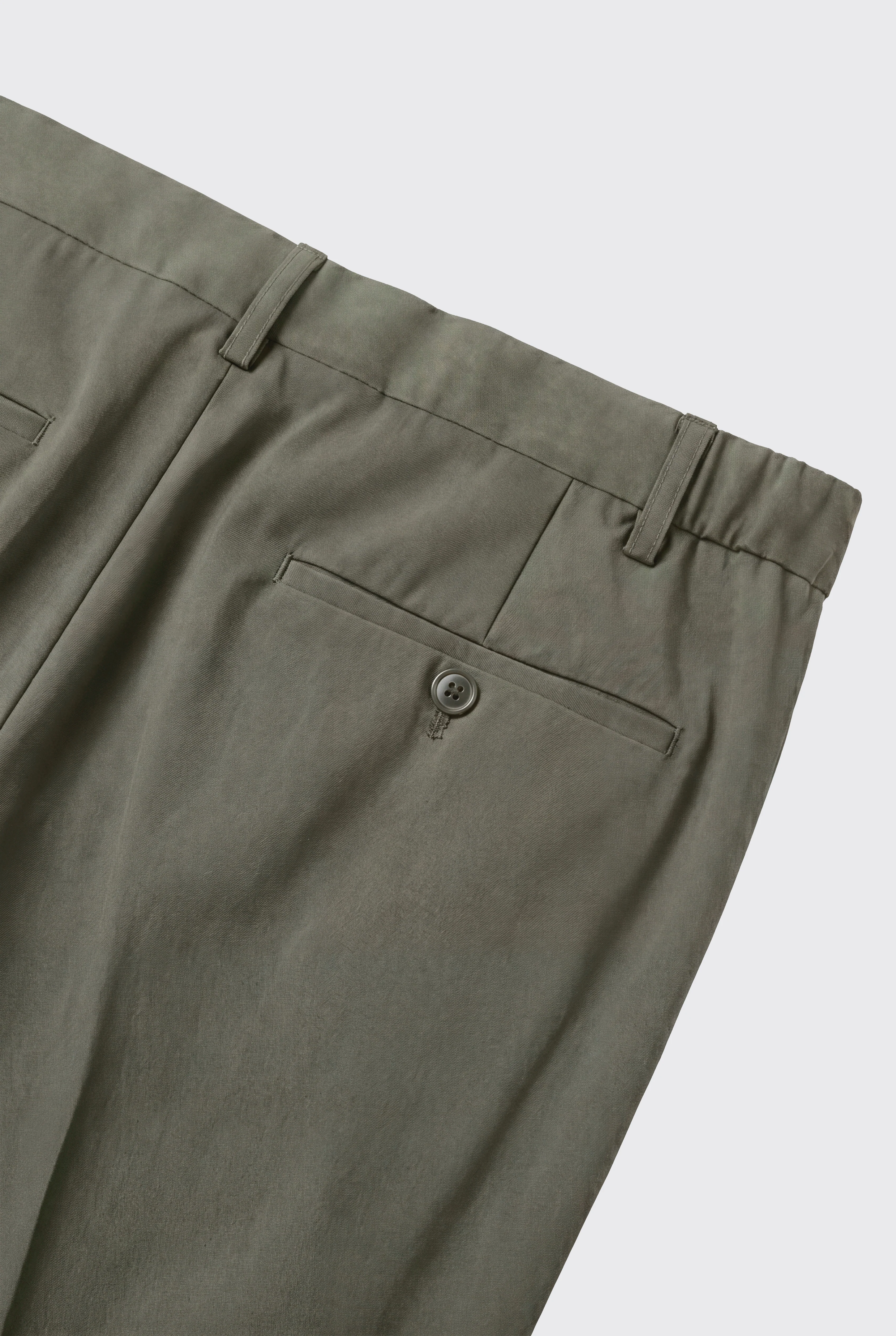 Traje Verde Kaki Técnico Elástico Hombre - Image 9